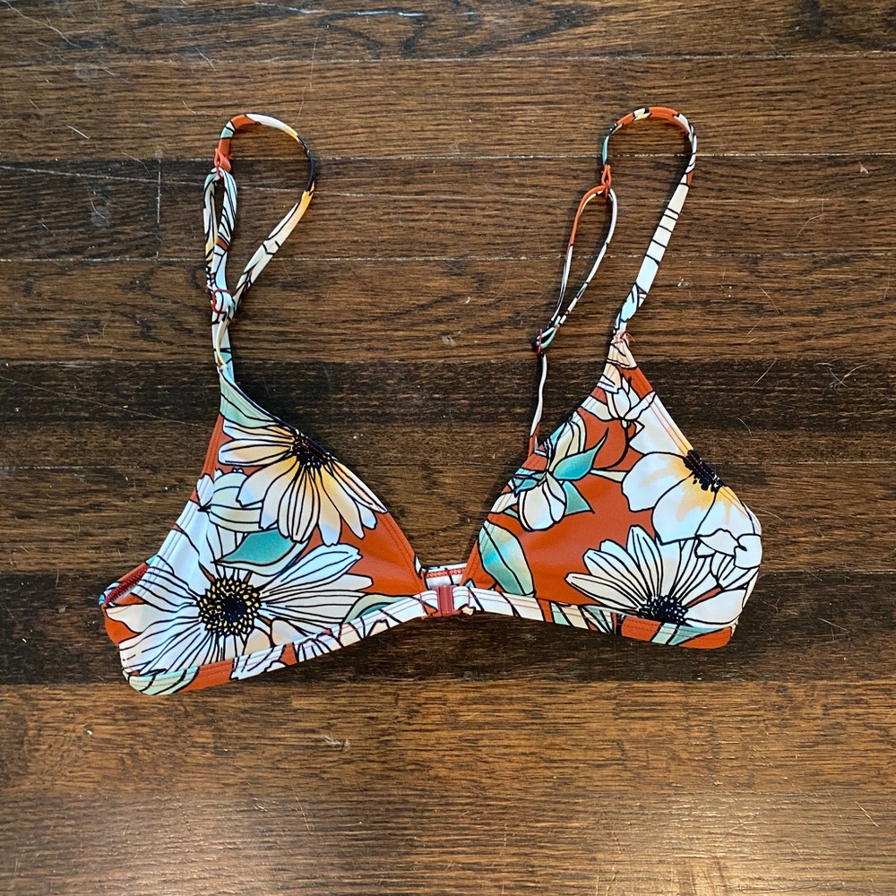 UO Floral Bikini Top